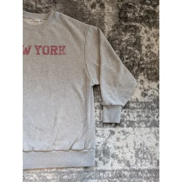 Zara Pullover Sweatshirt NEW YORK Graphic Print - Size Small, Made In Portugal - Picture 3 of 10